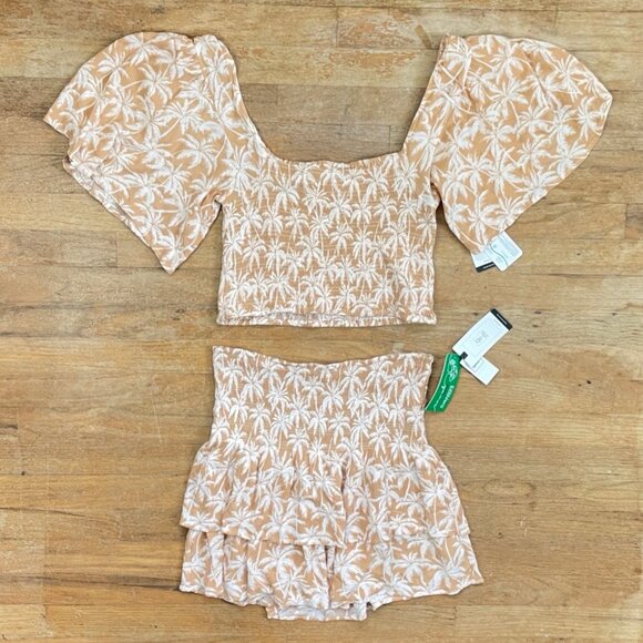 Rip Curl Outfit Set Size XL NEW Crop Top Mini Skirt Smocked Stretch Palm Tree - Picture 2 of 10